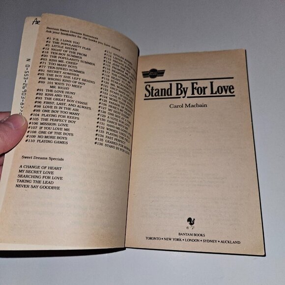 VTG Sweet Dreams #136 Stand By For Love Paperback Book Carol Macbain 1987 - Picture 7 of 10